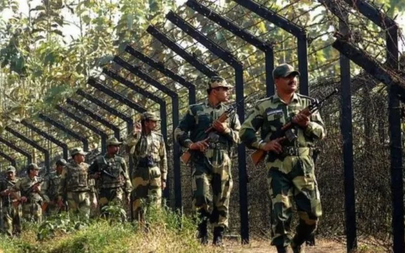 বাংলাদেশ, পাকিস্তান ও নেপাল সীমান্তে উচ্চ সতর্কতা জারি ভারতের